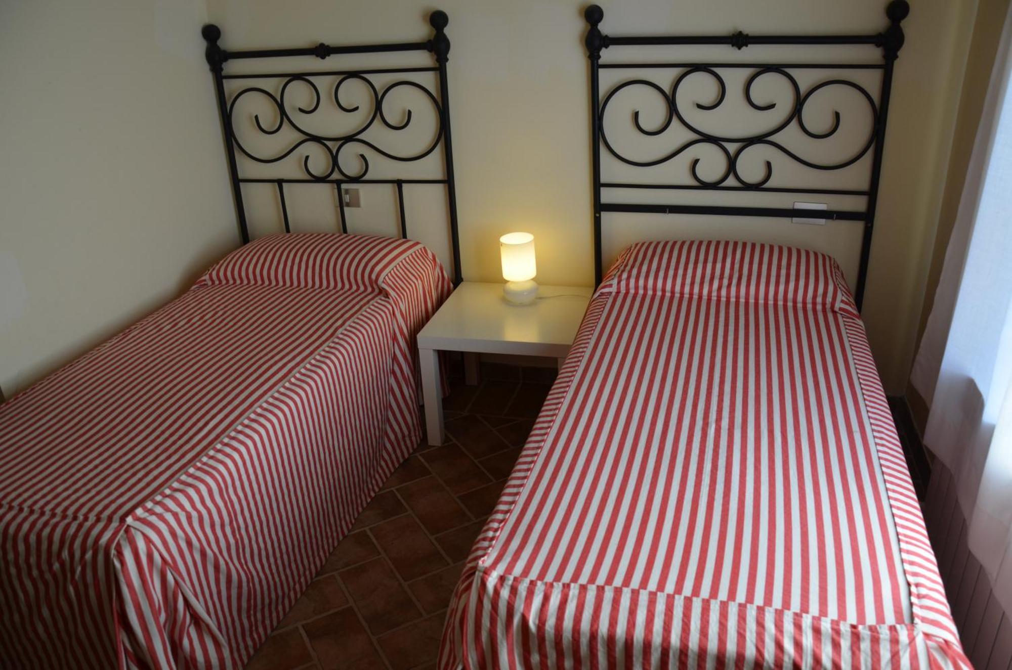 Agriturismo Sant'Alfredo Monteroni dʼArbia Стая снимка