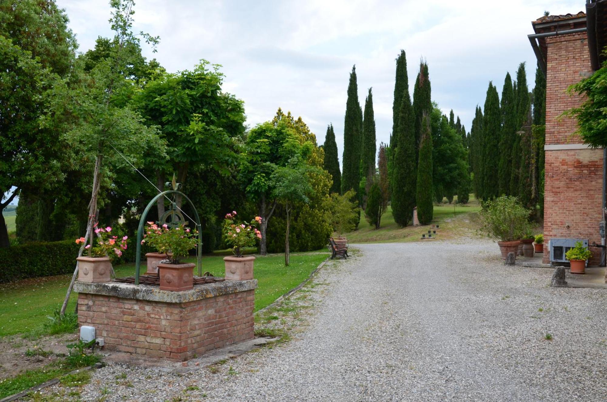 Agriturismo Sant'Alfredo Monteroni dʼArbia Екстериор снимка