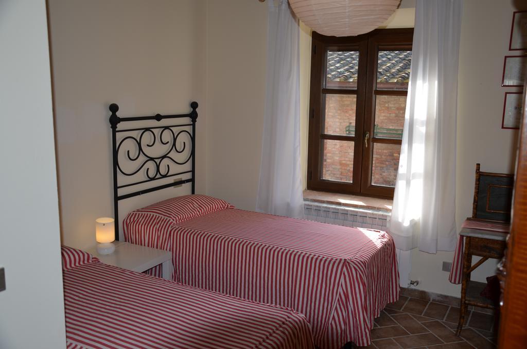 Agriturismo Sant'Alfredo Monteroni dʼArbia Екстериор снимка